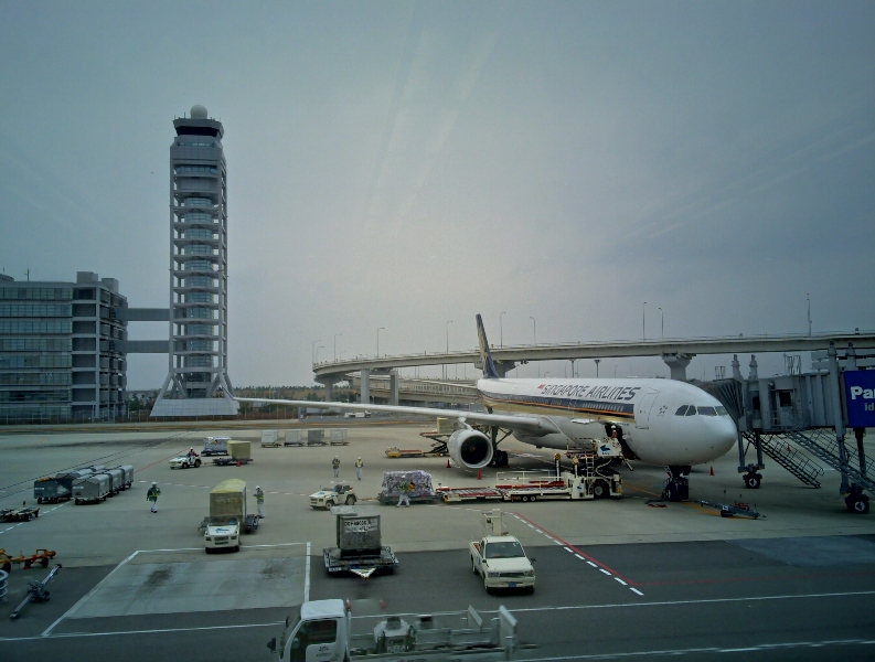 N900 - Kansai Airport